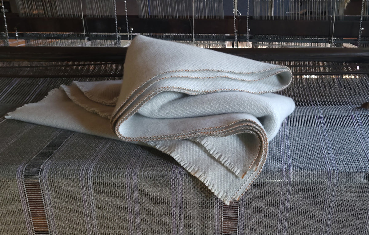 Light Grey Fine Merino Lambswool Blanket