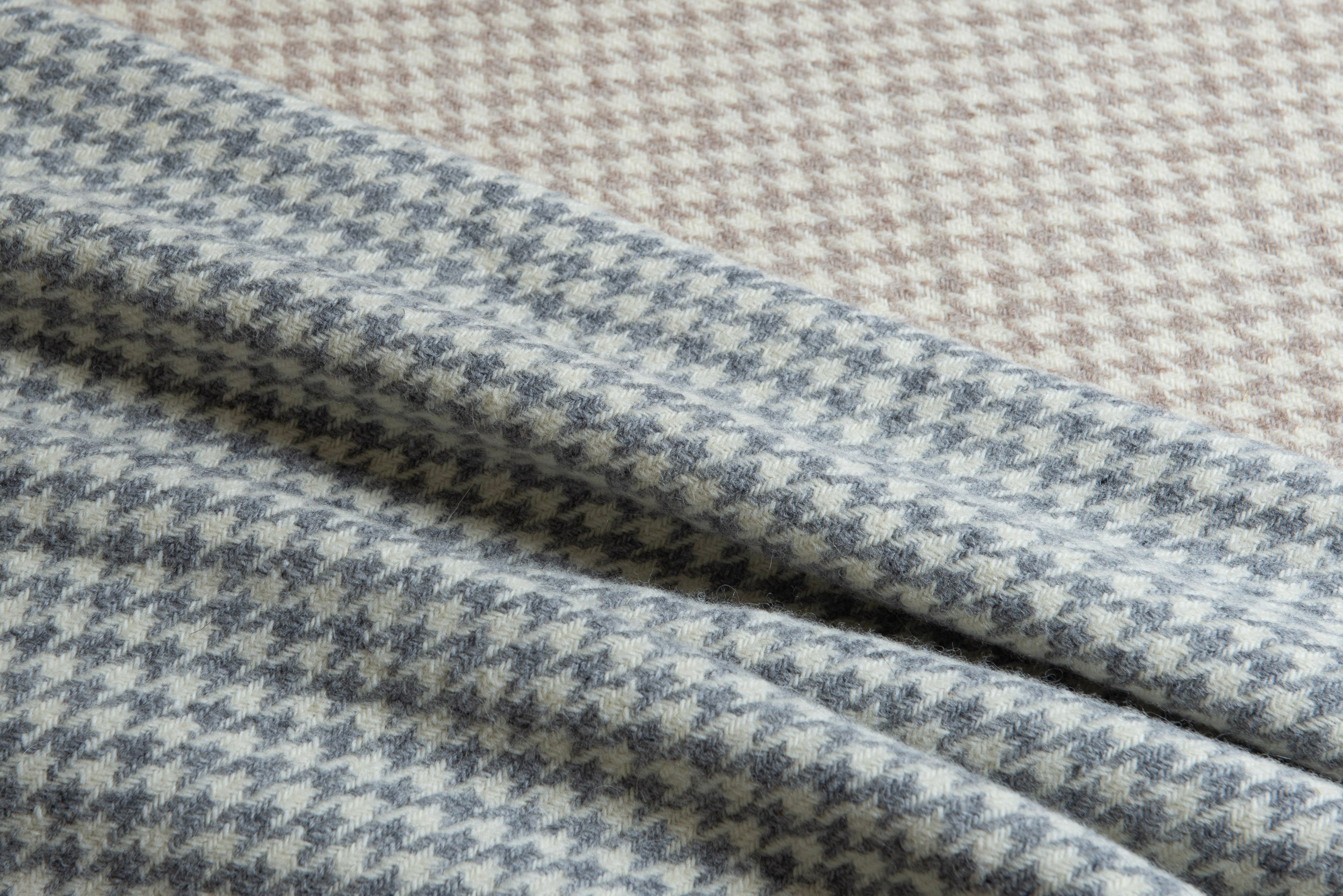 The Canadian Blanket - Grey and Natural Wool Houndstooth