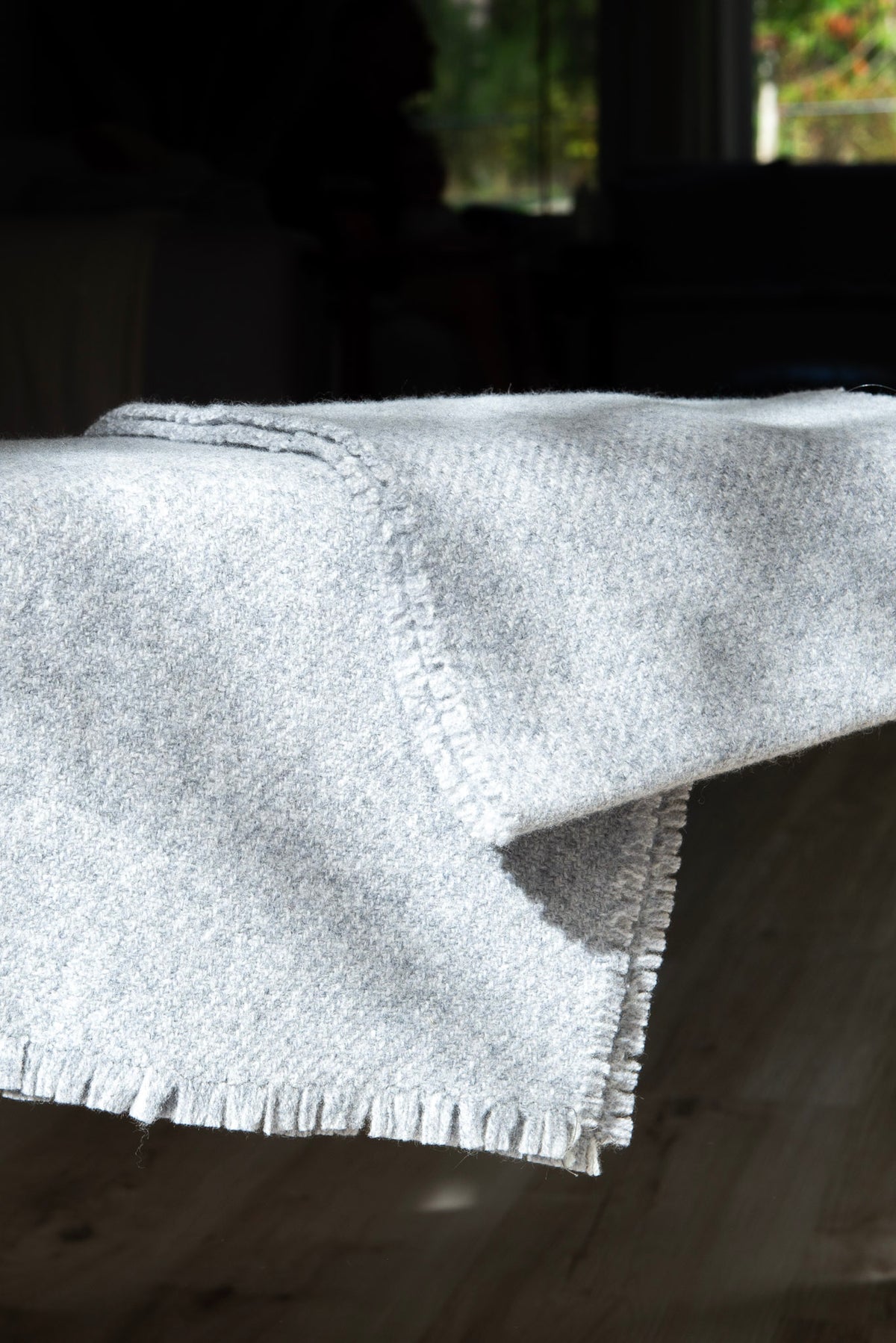 Grey Superfine Geelong Lambswool Scarf