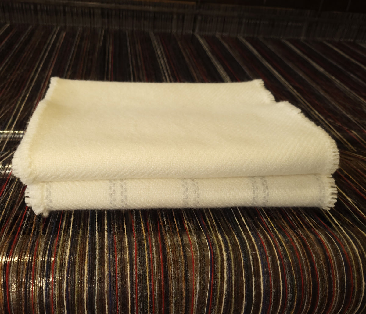 Cream Super Fine Geelong Merino Lambswool Scarf
