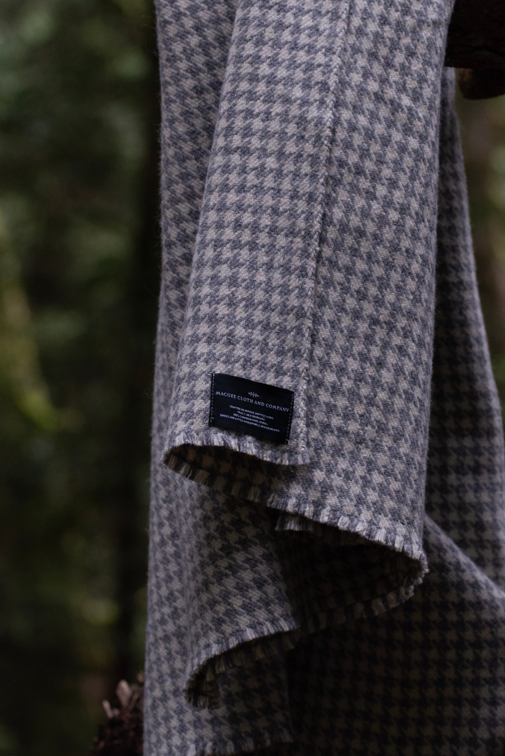 The Canadian Blanket - Grey and Natural Wool Houndstooth