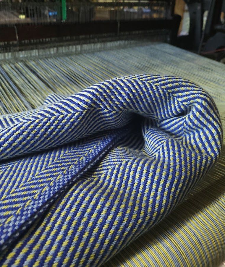 Lemon Chiffon and Sky Blue warp with Royal Blue Weft, Only One Woven with this weft